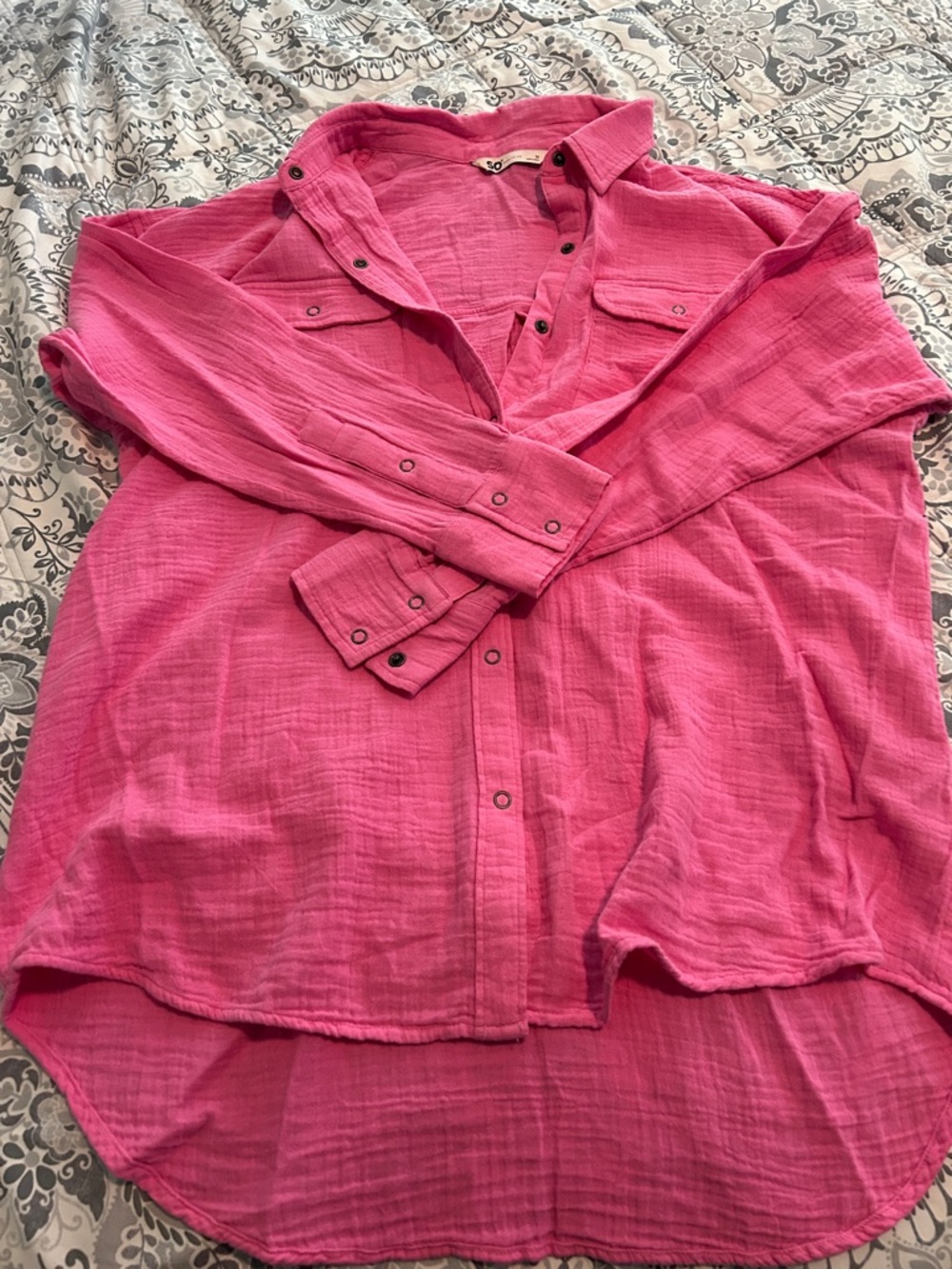 Women's Snap-Front Shirt - Hot Pink